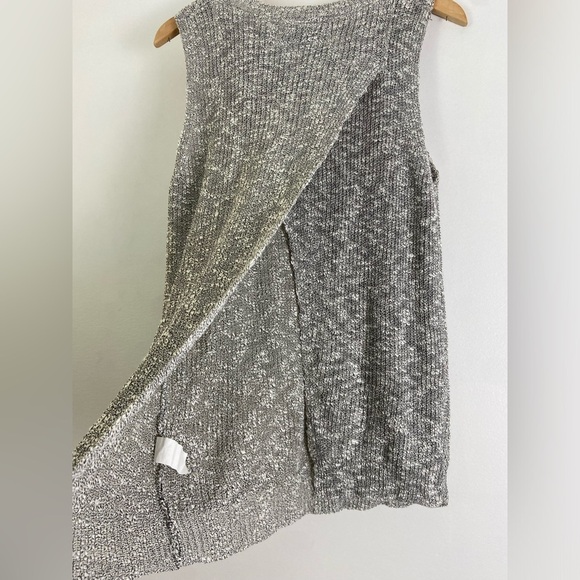 Pink Martini grey knit sleeveless wrap back women's large shirt. - Picture 6 of 6
